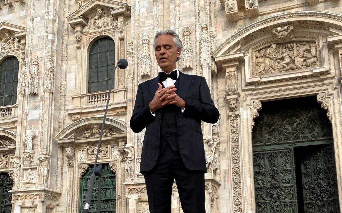 zentauroepp54268626 file photo  italian opera singer andrea bocelli rehearses in200728183111