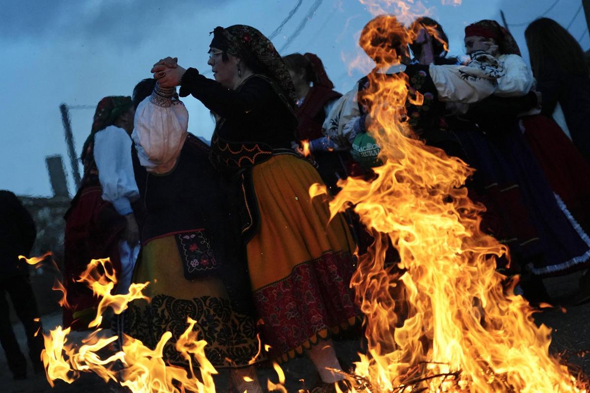 GALERÍA | Salto del piorno en Andavías contra viento y marea