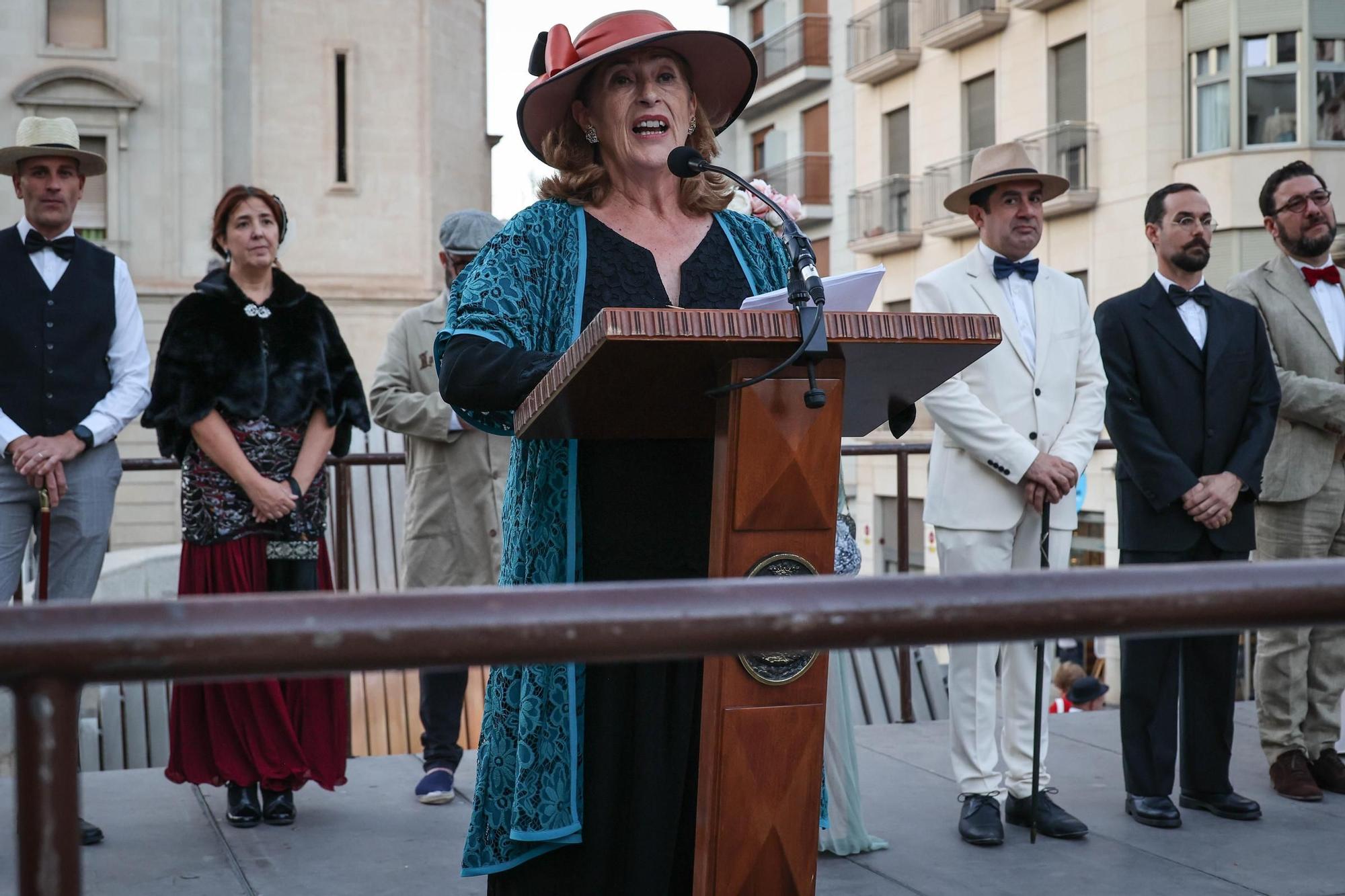 Inicio de la Feria Modernista de Alcoy 2025
