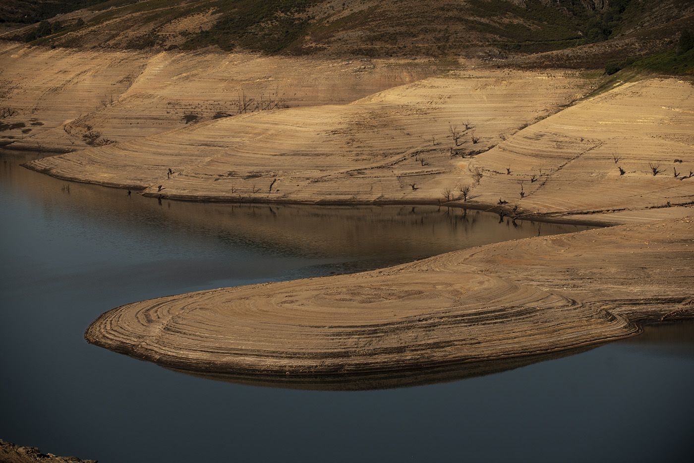 El embalse de O Bao, en Viana do Bolo.  BRAIS LORENZO (12).jpg