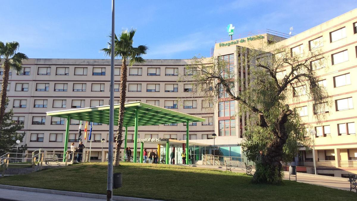 Entrada del Hospital de Mérida.