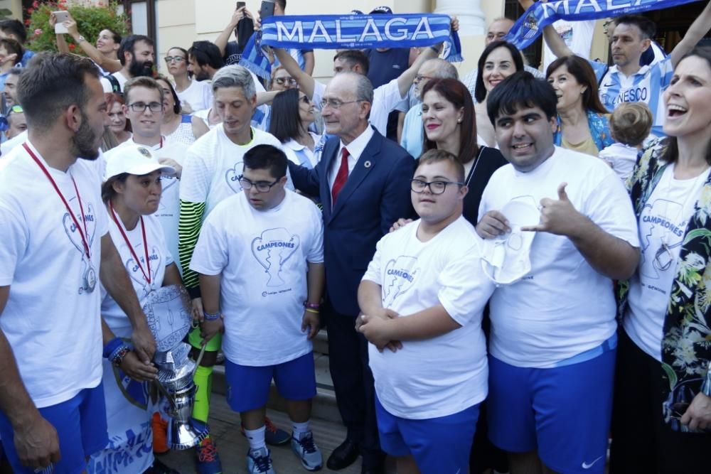 Recibimiento al Málaga CF en el Ayuntamiento de Málaga.