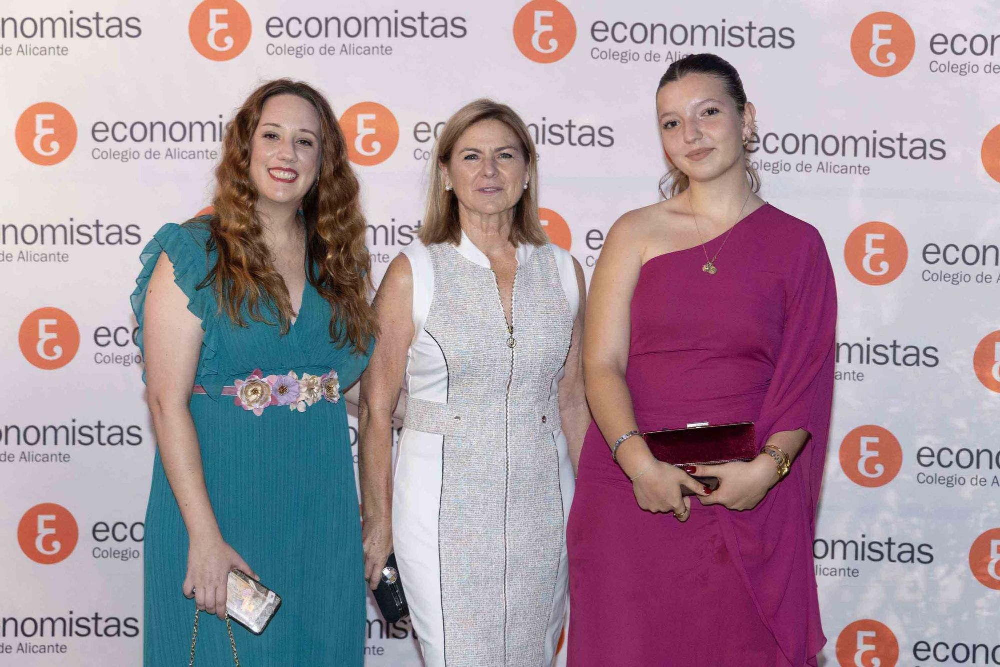 El Colegio de Economistas de Alicante celebra su cena anual en honor a su patrón
