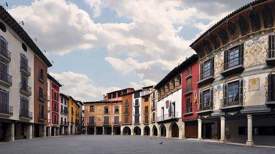 Plaza mayor de Graus