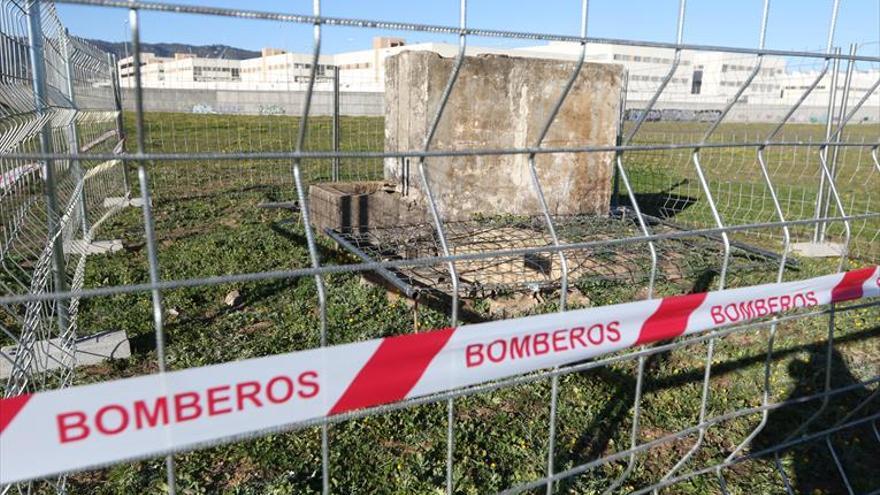 Los bomberos de Córdoba sellan y vallan varios pozos