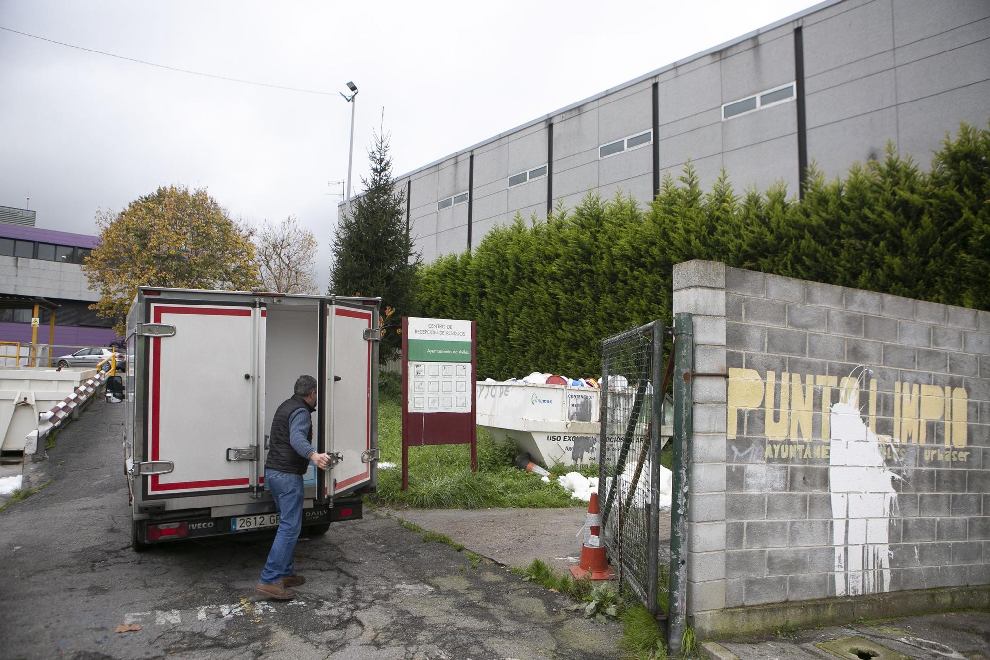 Los puntos limpios, pastos del abandono