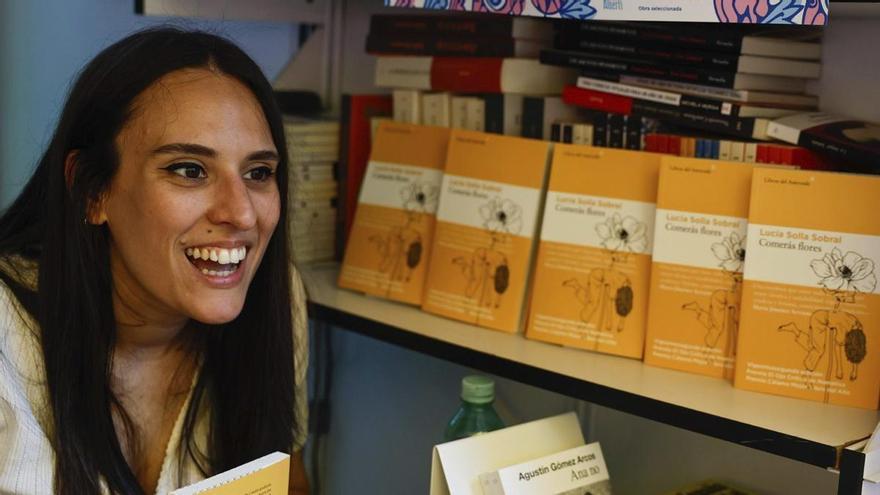 La escritora gallega afincada en Oviedo Lucía Solla ofrece un taller de creación literaria en Avilés