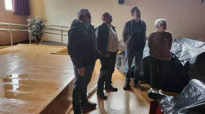 El alcalde de Pazos de Borbén denuncia su «abandono institucional»
