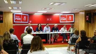 Veteranos del PSOE de Málaga se unen para exigir la dimisión de la dirección provincial y un congreso extraordinario