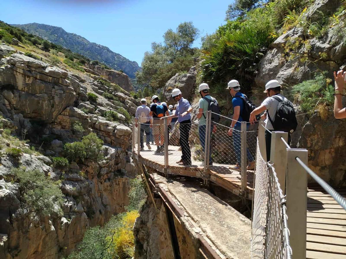 La construcción de una pasarela para comunicar las instalaciones de la central hidroeléctrica de El Chorro dio origen al Caminito del Rey
