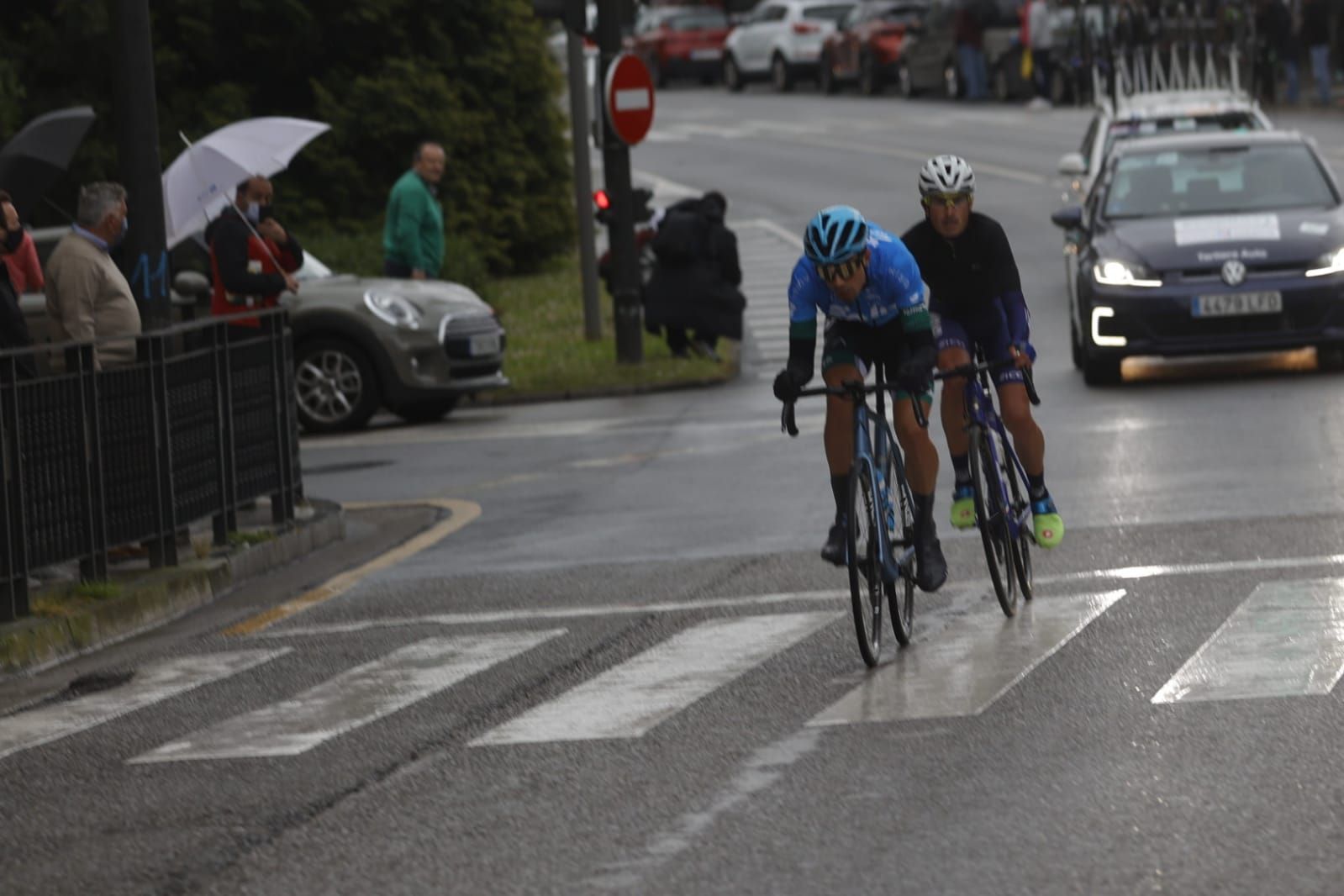 Imágenes de la primera etapa de la Vuelta a Asturias