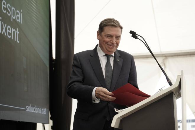 Luis Planas es ya el ministro de Agricultura que más tiempo ha ocupado el cargo en democracia