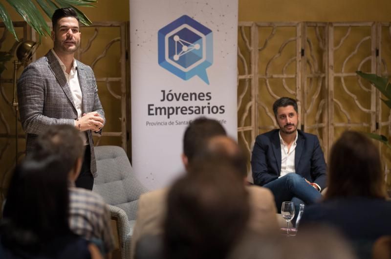 El alcalde de La Laguna con Jóvenes Empresarios