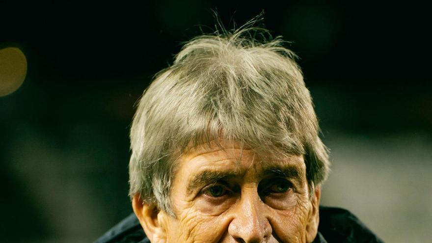 Manuel Pellegrini y el mercado del Betis: "Para traer refuerzos hay que tener una cantidad de dinero que sea mejor de lo que tenemos en este momento"