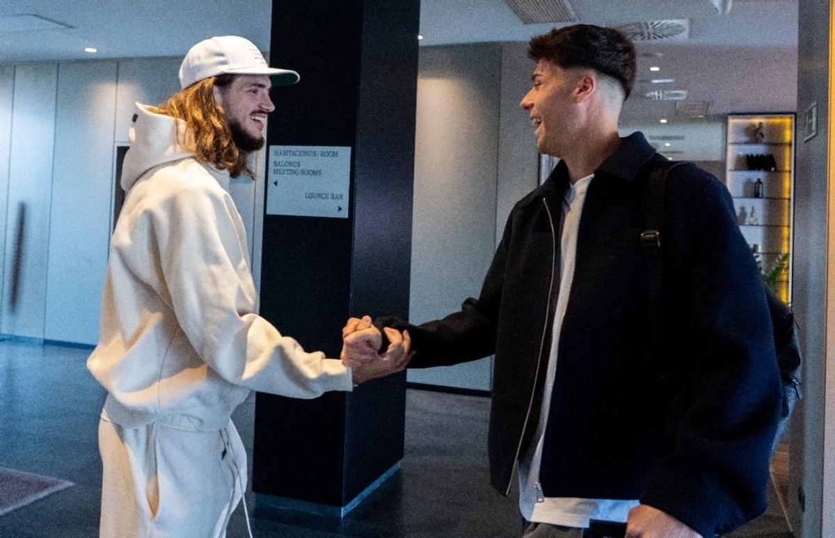 YAREK Y VICENT ABRIL SE REENCUENTRAN