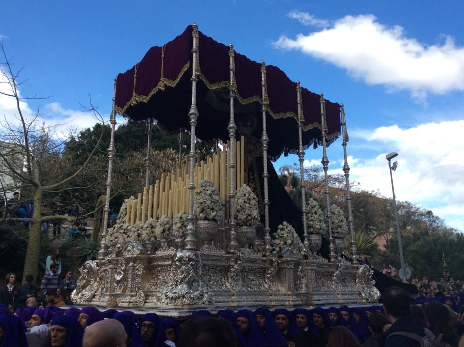 Lunes Santo de 2016 | Crucifixión