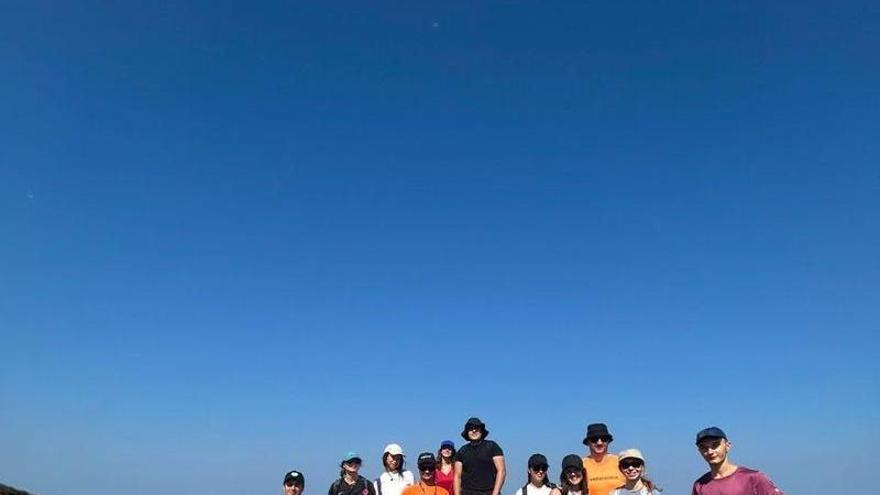 Del surf, a la escalada, la artesanía o el termalismo: jóvenes de 18 a 30 años ya pueden inscribirse en los campamentos de verano joven