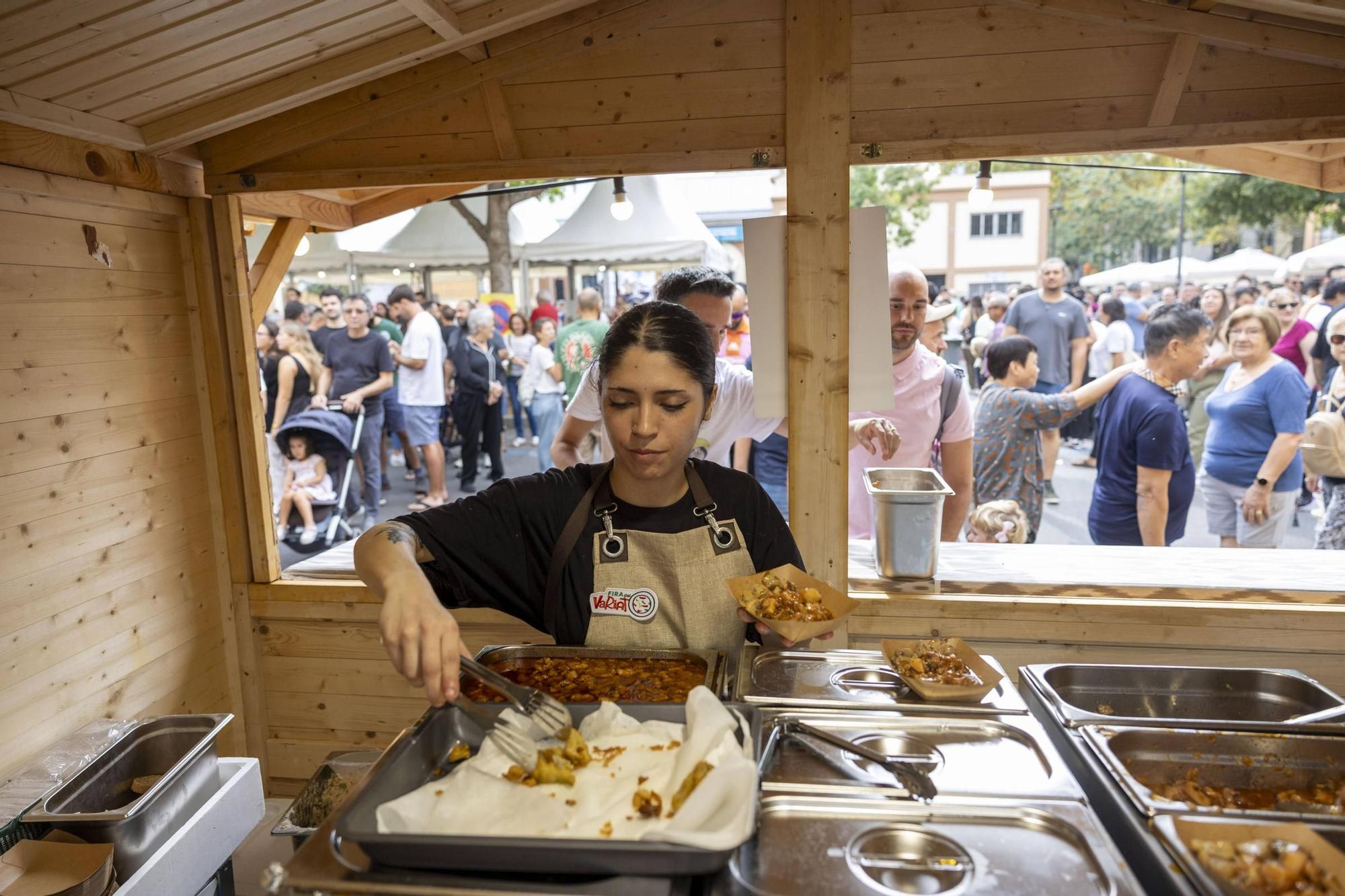 FOTOS | El éxito en la primera Fira del Variat en Palma desborda las previsiones de los restaurantes