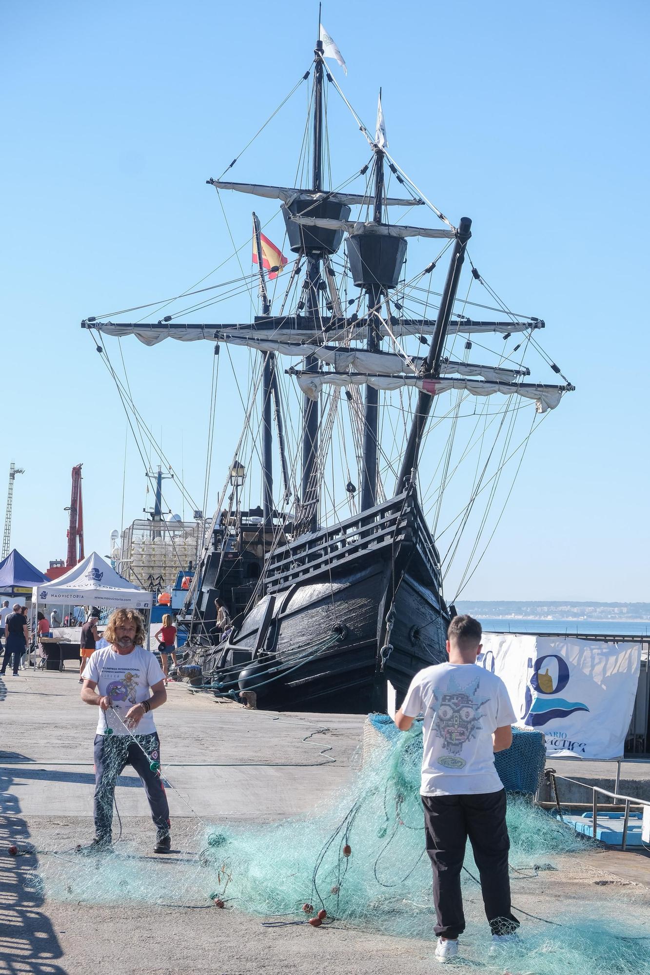 Así es la réplica de la Nao Victoria que se puede visitar desde hoy en el puerto de Santa Pola