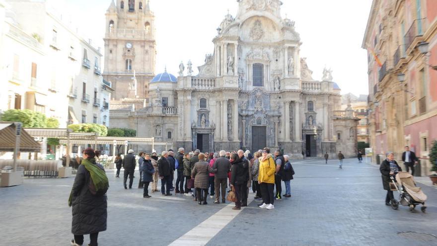 La Región cierra febrero en positivo.