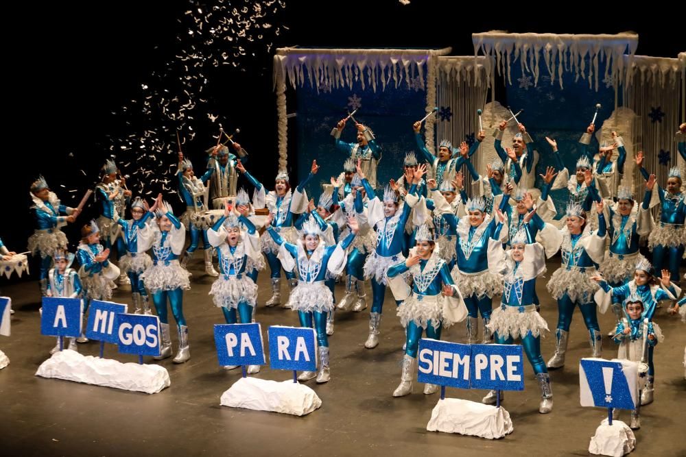 Primera jornada del concurso de charangas en el Teatro Jovellanos