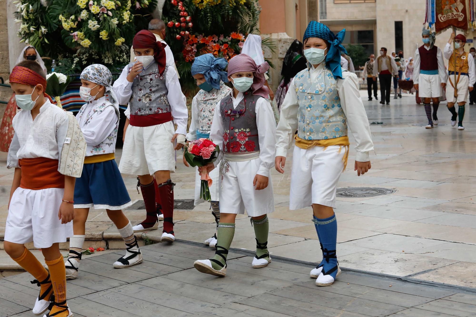 Búscate en el segundo día de Ofrenda por las calles del Mar y Avellanas (entre las 11.00 y 12.00 horas)