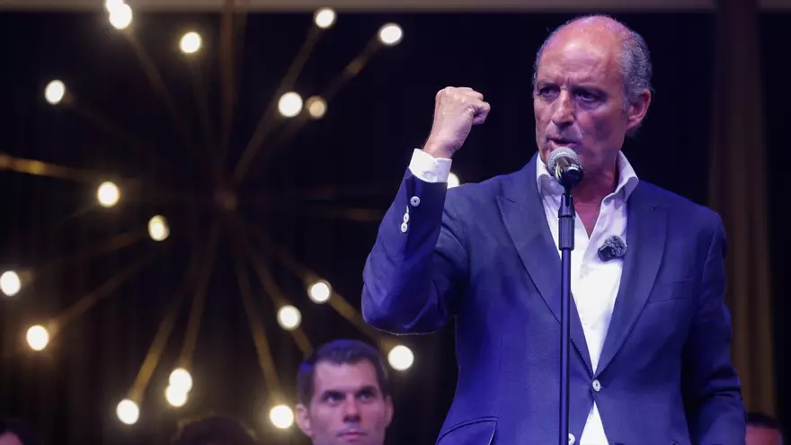 Camps anuncia su candidatura para volver a presidir el partido