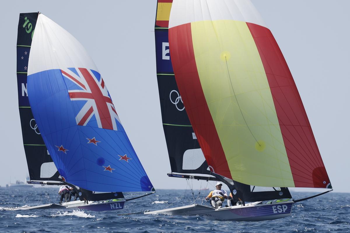 La 'medal race' del skiff de vela que les ha valido el oro a Diego Botín y Florian Trittel, en imágenes.