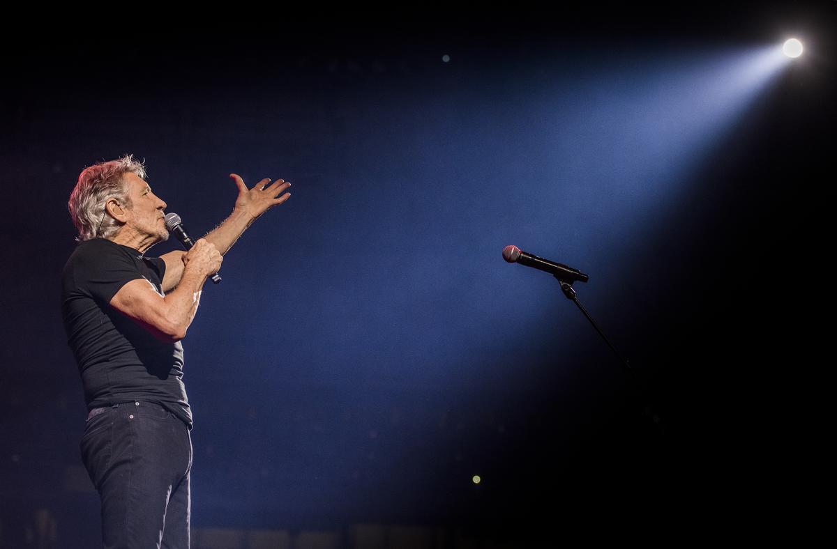 Roger Waters ofreció un concierto espectacular, en un escenario con visión de 360º, en el que ofreció musculosas versiones de los clásicos de Pink Floyd