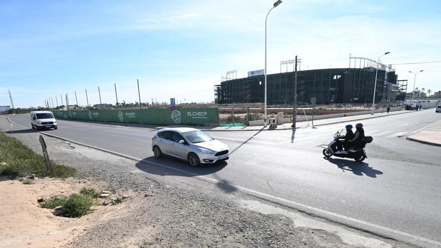  Elche preadjudica la urbanización del entorno del Martínez Valero y apunta a junio el inicio del desdoble de accesos