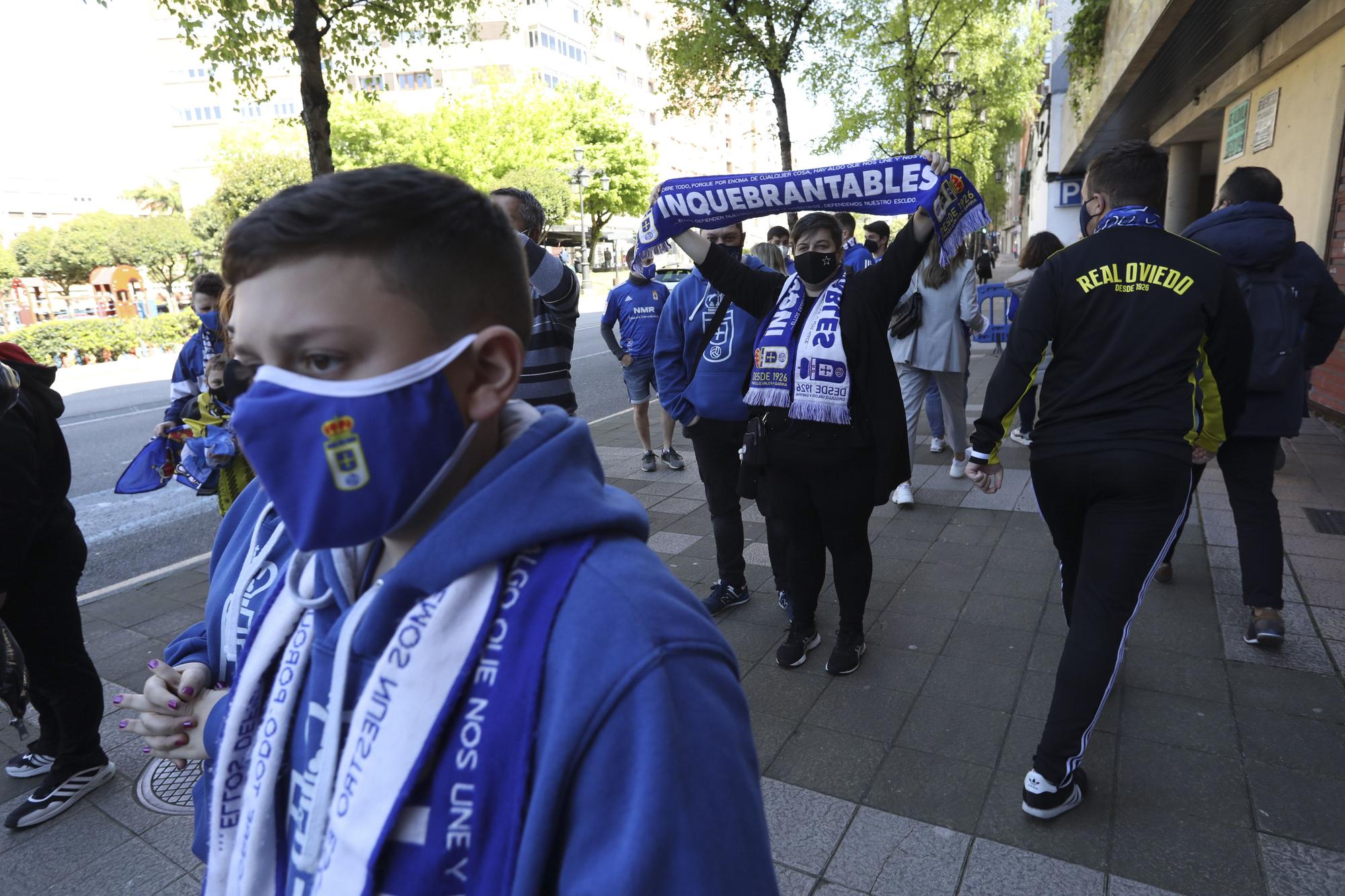 El ambiente en Oviedo durante el derbi