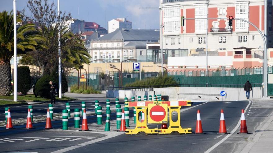 Cortado un tramo del túnel de O Parrote tras deformarse una parte de la calzada