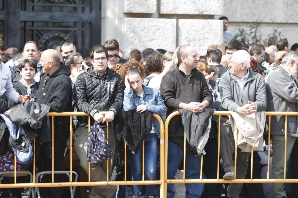 Búscate en la mascletà del 18 de marzo