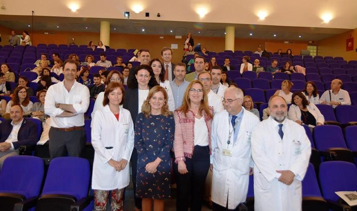 50 pacientes del Reina Sofía se benefician de tratamiento a domicilio