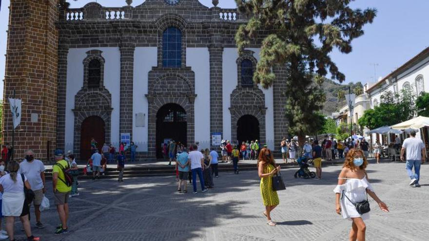 Ambiente festivo en Teror, previo a la fiesta del Pino