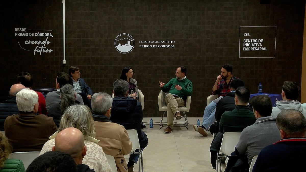 Última de las jornadas del foro Avanzando Juntos celebrado en Priego.