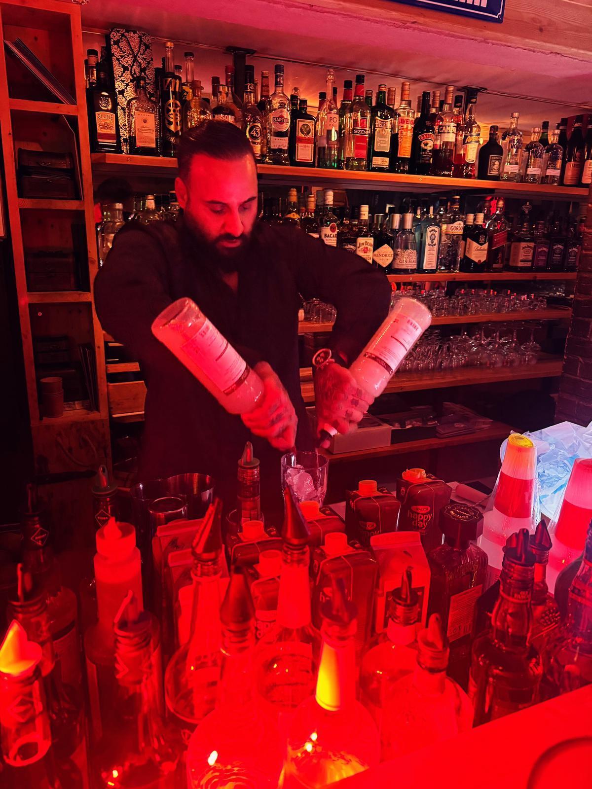 Betreibt an der Playa die Cocktailbar Chucca: Sohel Abdoulkhanzadeh.