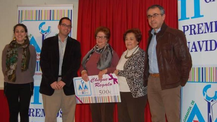 Comerciantes reparten 3.000 euros en premios