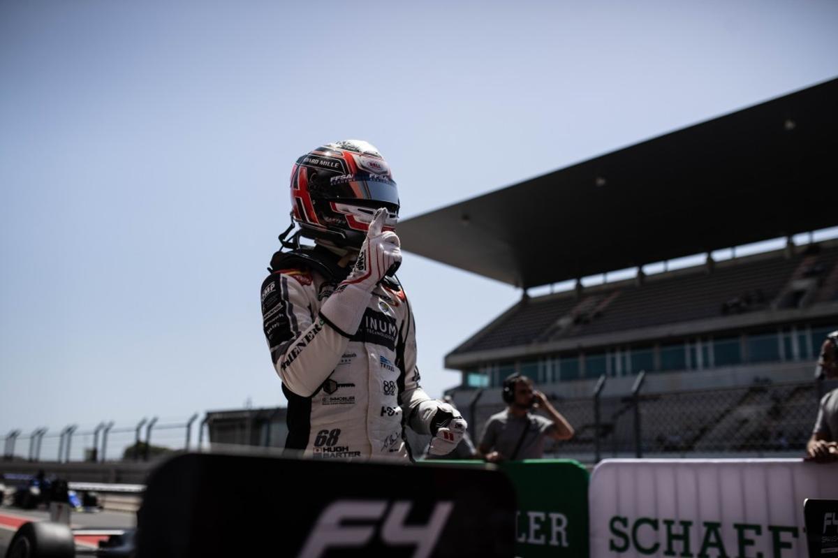 A sus 17 años, el piloto de Nagoya logró el subcampeonato en el Campeonato de España de F4 el año pasado.