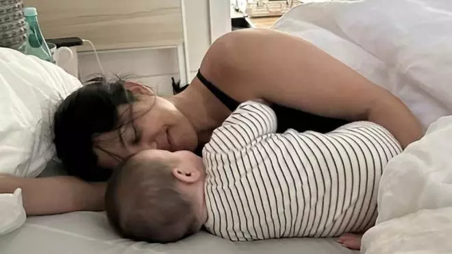 Kourtney Kardashian defiende el colecho seguro con todos sus hijos