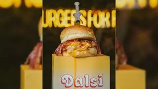 Las redes reaccionan a la hamburguesa con Dalsy: "Esto ya se ha ido de madre"