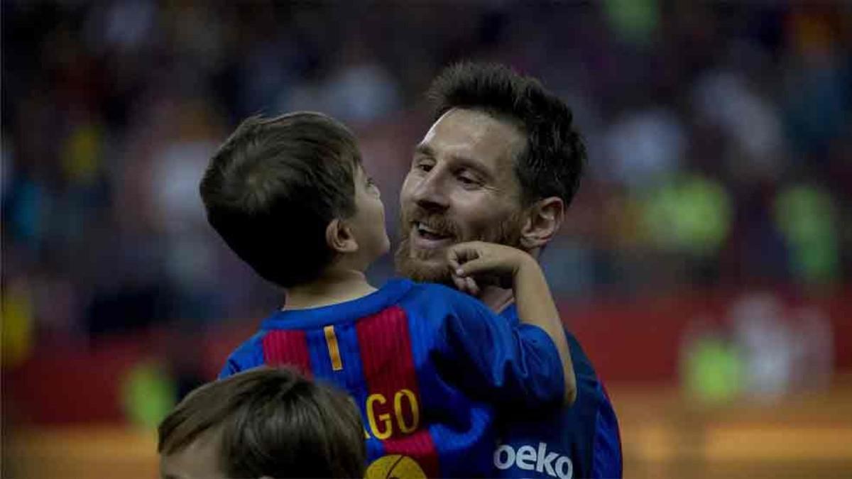 Thiago Messi ya tiene cinco años