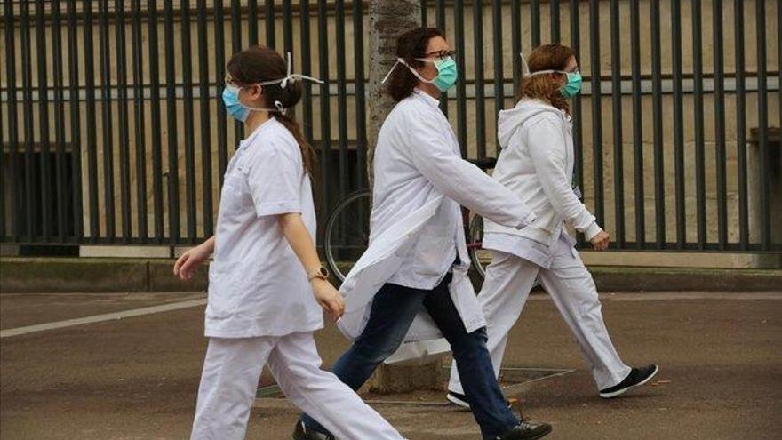 Los estudiantes de Medicina se organizan para ponerse a disposición de las autoridades sanitarias