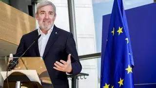 El presidente de Canarias pide una estrategia europea para atender a los menores no acompañados