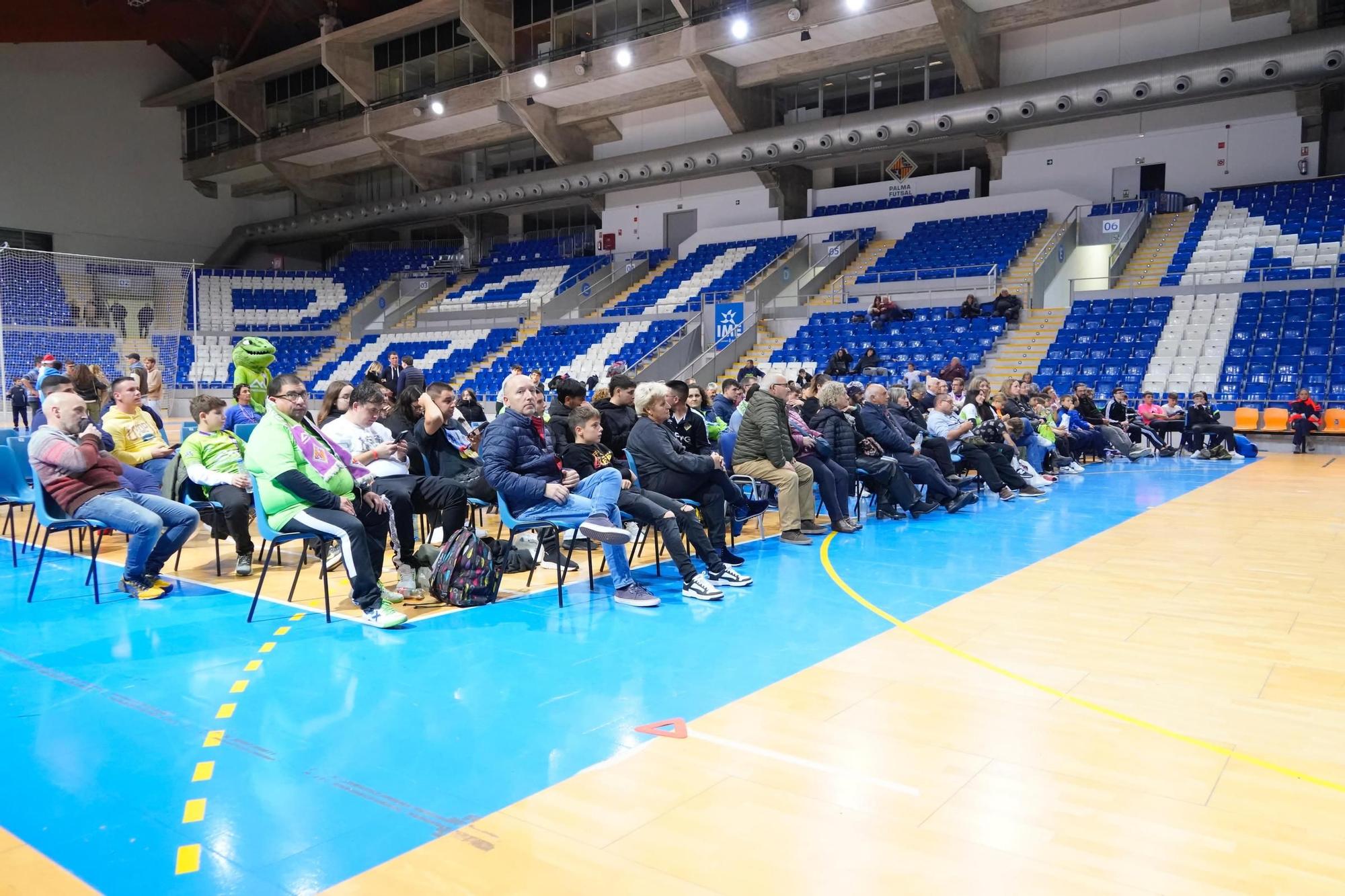 La afición también vivió el triunfo del Palma Futsal en Son Moix