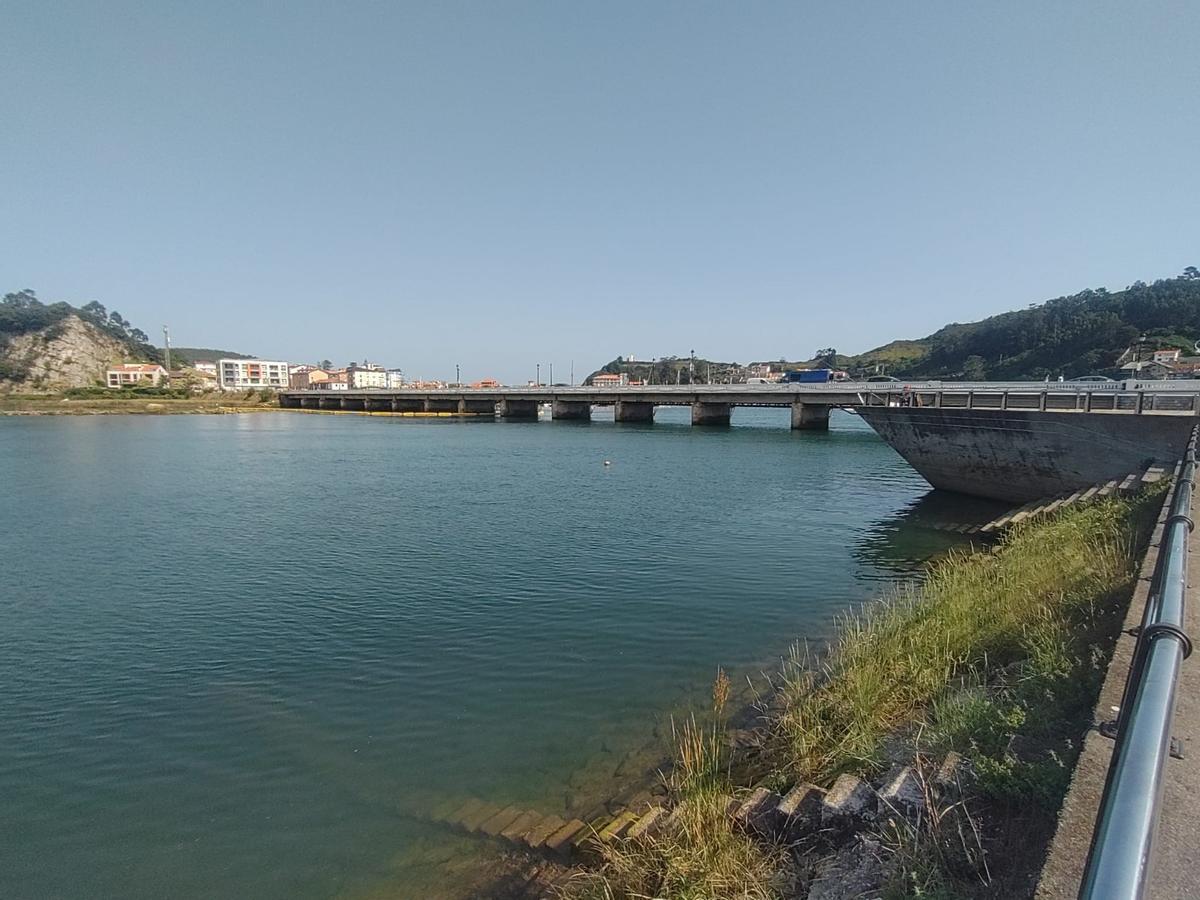 Ribadesella, un puente sin fecha de finalización