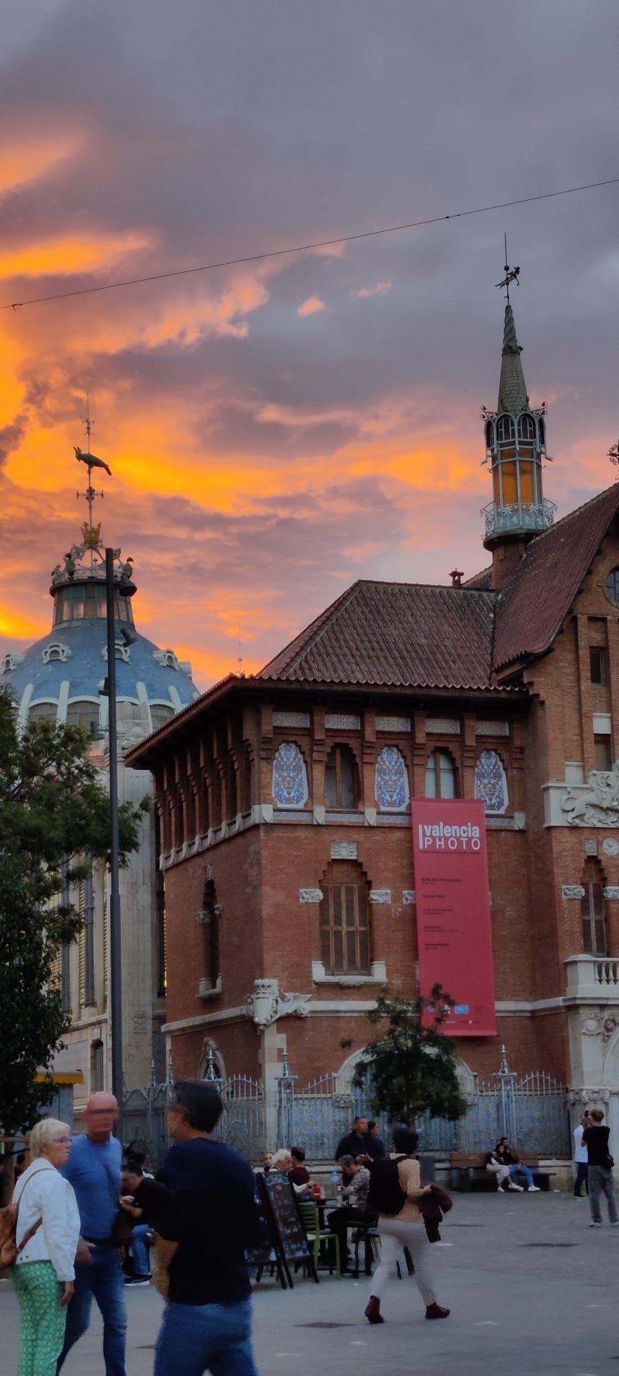 Las mejores fotos del cielo anaranjado de València