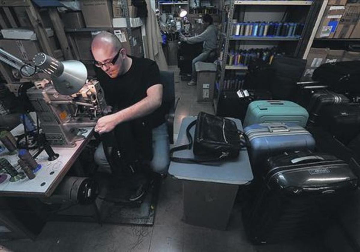 Cómo reparar una maleta - Te ayudamos - MaletasOK, Blog