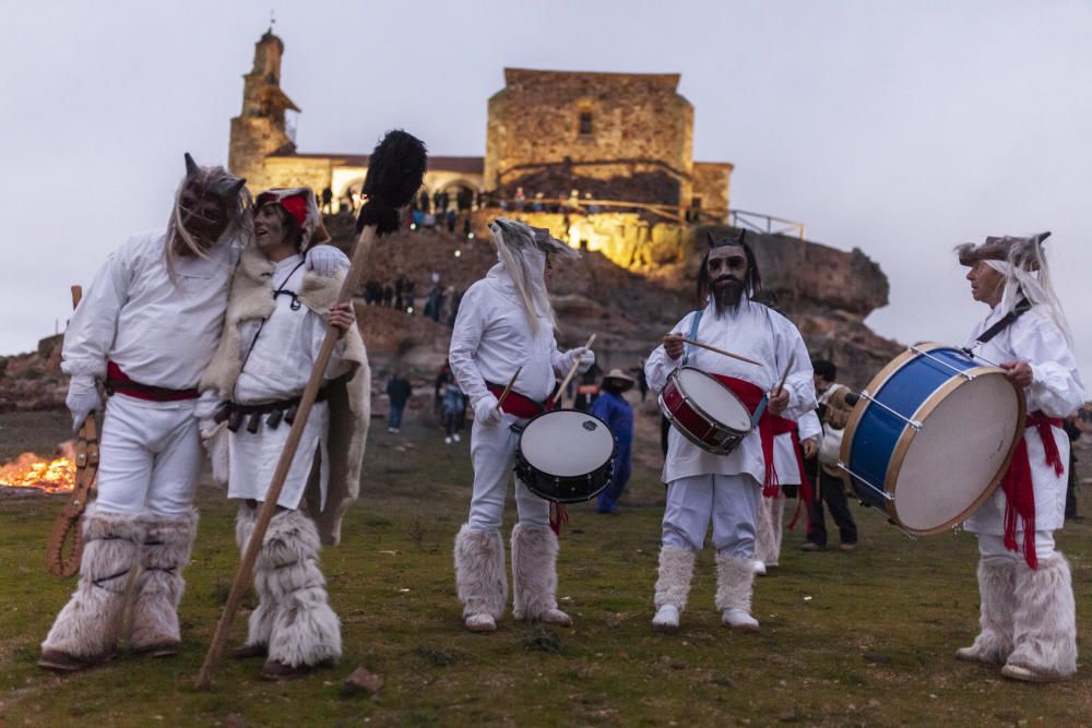 Magosto y mascaradas en Montamarta.