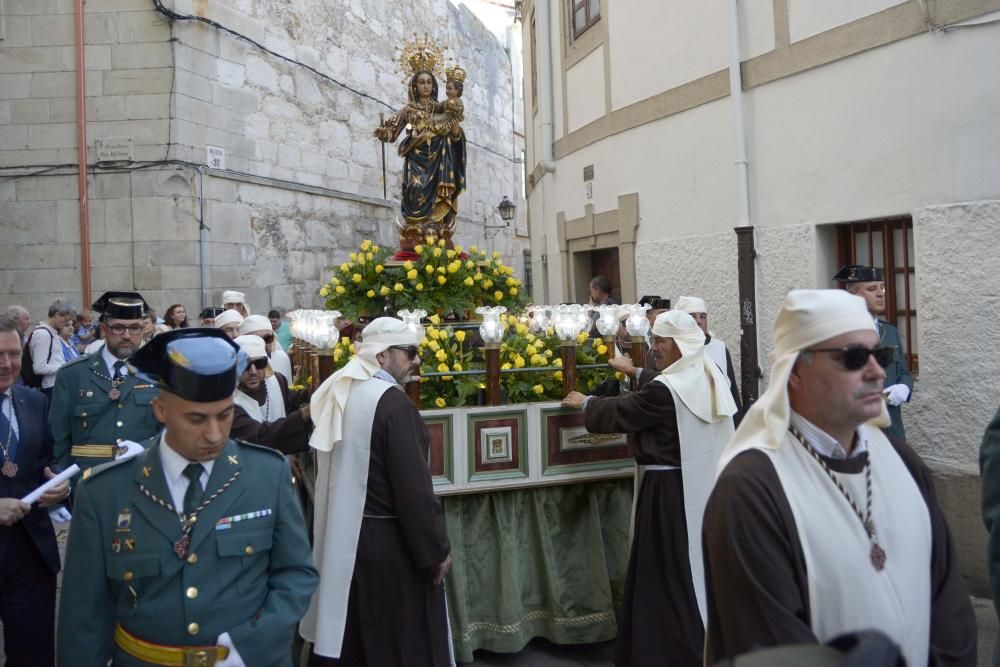 La procesión de la Virgen del Rosario